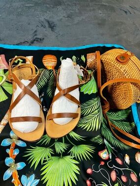 Joie‎ A La Plage Tan Leather Flat Strappy Minimalist Chic Gladiator Sandals 39